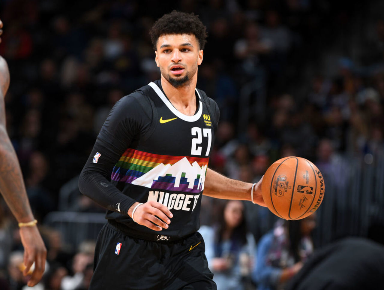 纳达尔在掘金比赛中反败为胜，锐不可当引发热议！