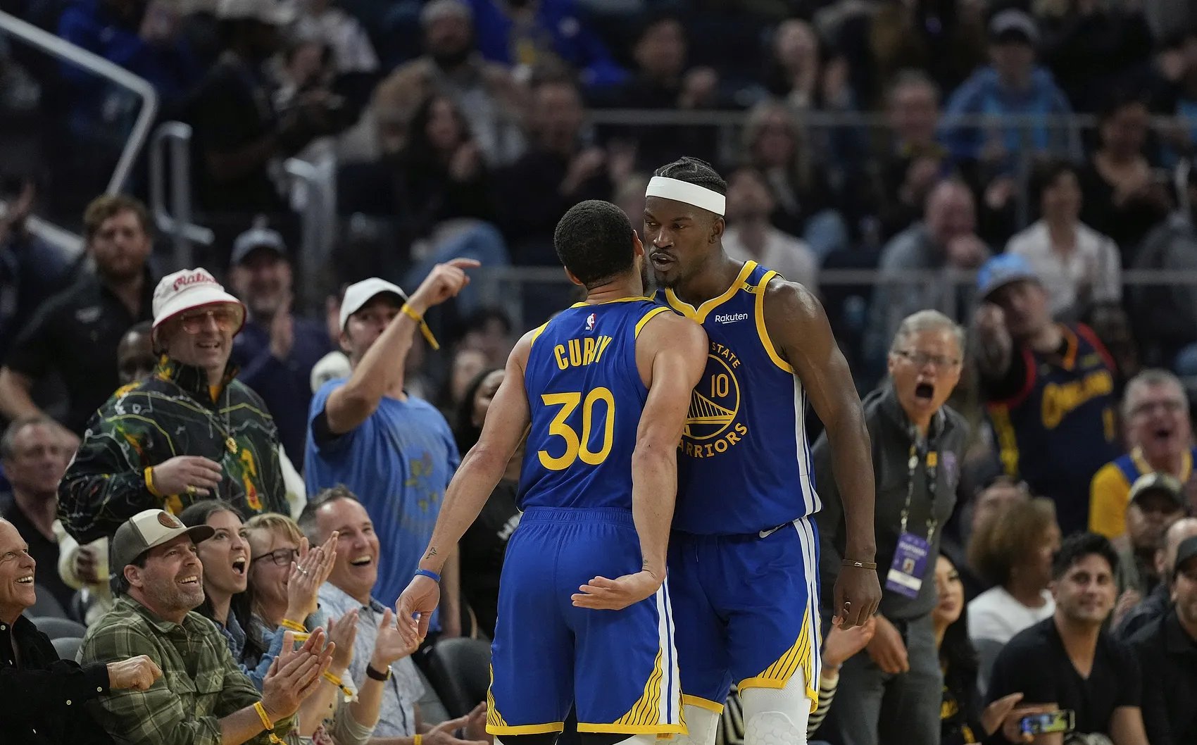 巴特勒意外战胜勇士，领先优势明显引爆全场！