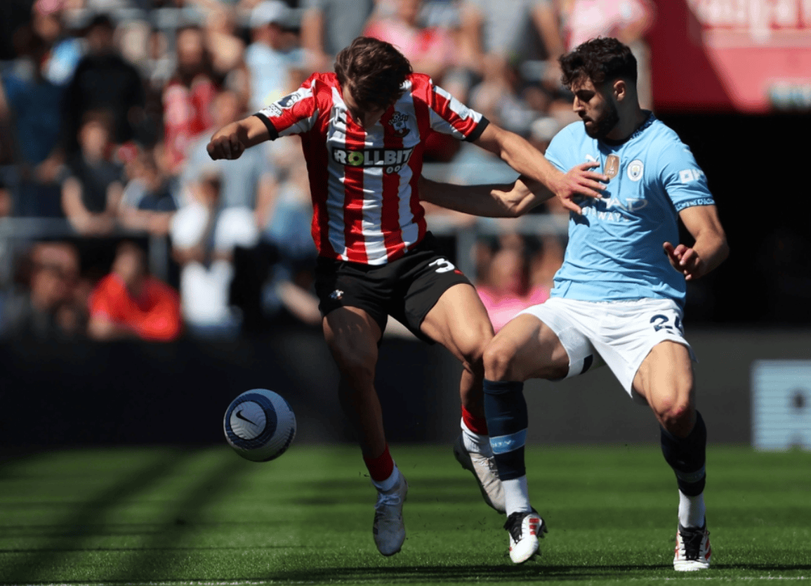 德布劳内意外战胜DWG，刷新纪录引爆全场！上演精彩一战(德布劳内在国家队打的是什么位置)