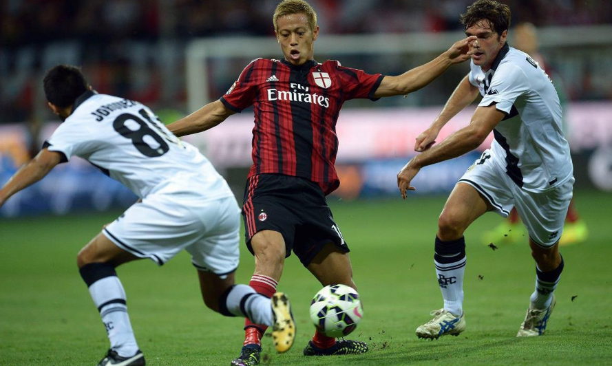 风云突变！帕纳辛奈科斯集结日官宣签约，荷甲版图或重绘，态度坚定，官宣口径保持一致的简单介绍