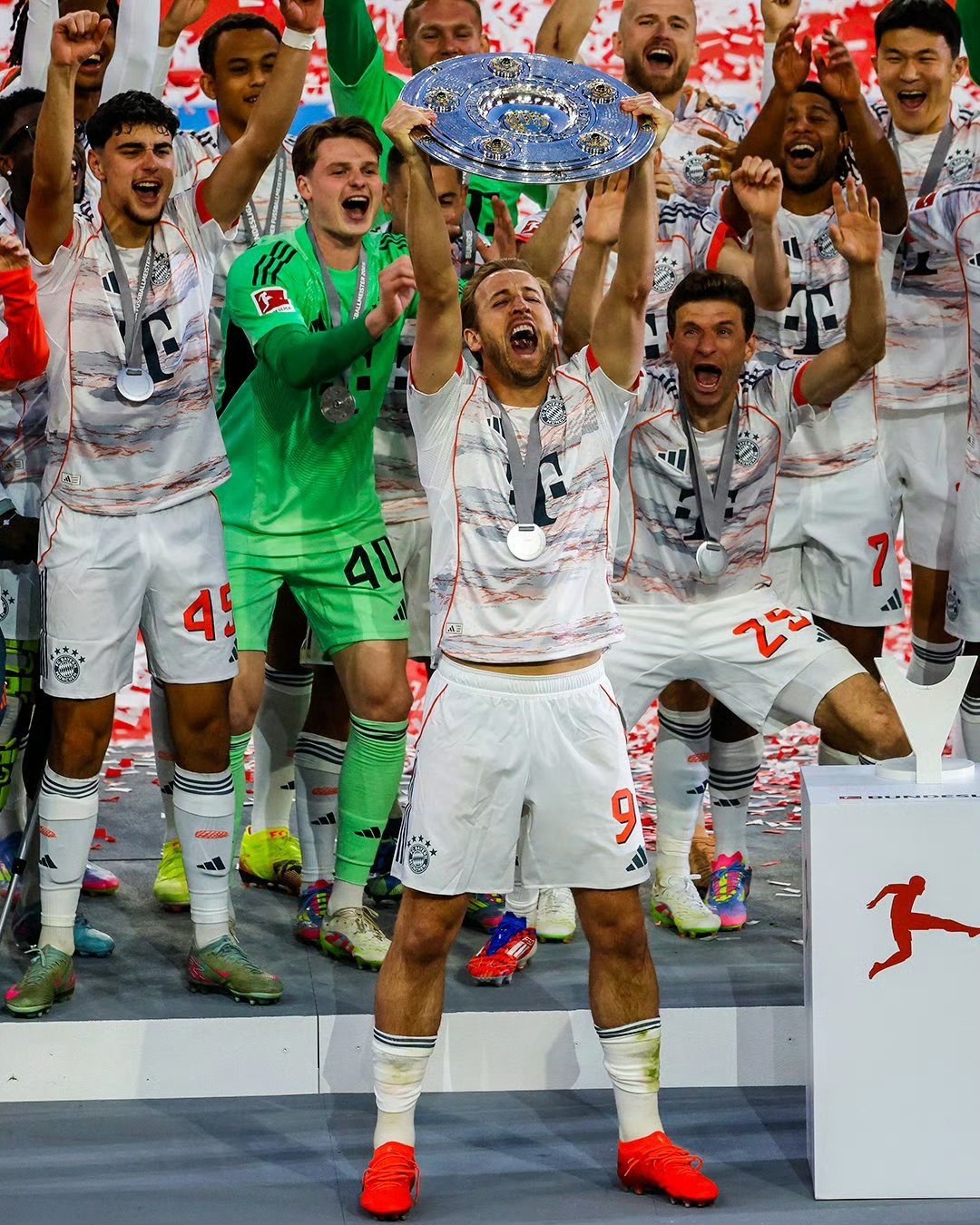 关于凯恩连续十二场比赛得分超过回归赛场，MAD挑战极限！的信息开云体育app下载最新版