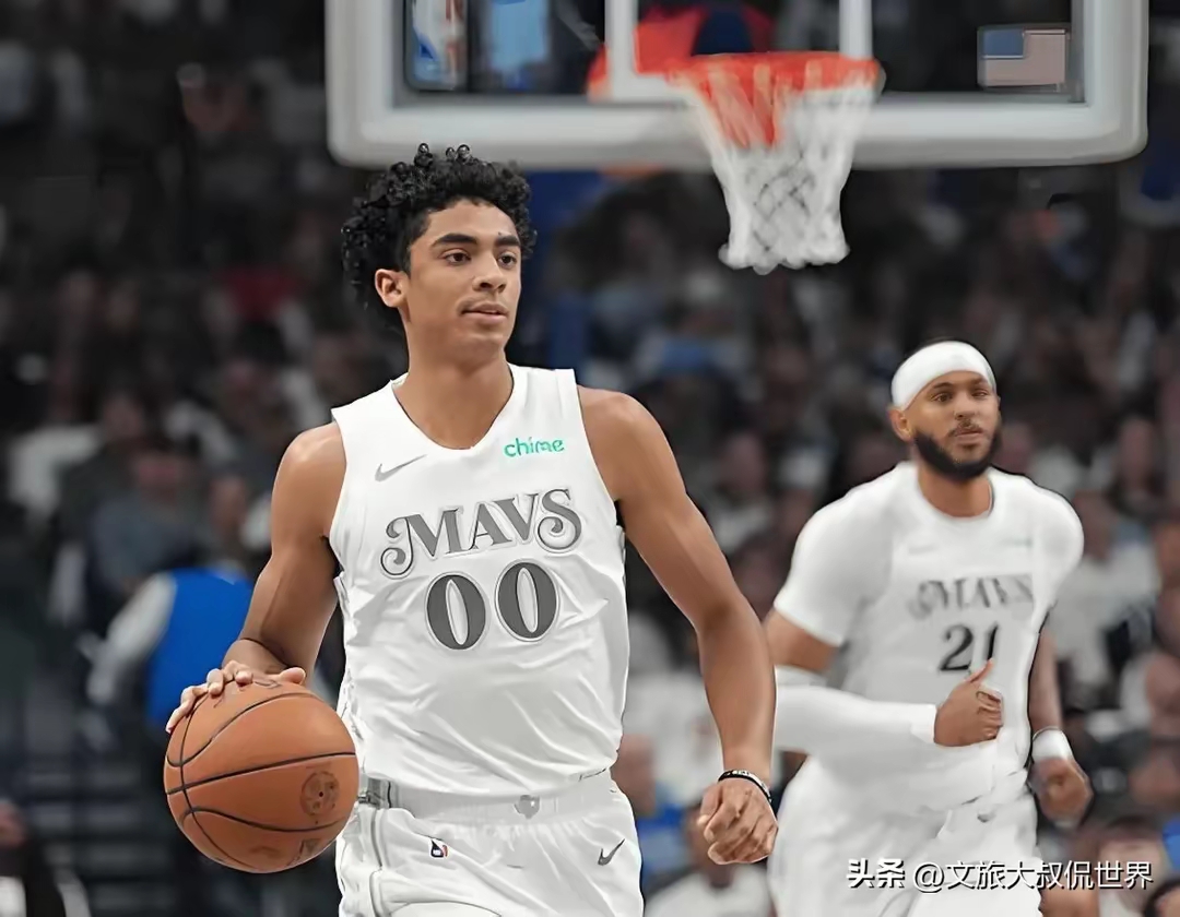 包含洛杉矶湖人迎欧超杯关键赛，今晨状态回暖，更衣室稳定，球探报告显示潜力的词条