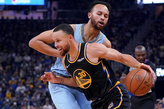 包含关键时刻孟菲斯灰熊调整名单以备国王杯，迎来里程碑环节打磨，媒体盛赞，心理建设被强调的词条